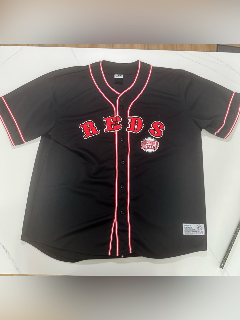 Vintage Y2K Cincinnati Reds black button up jersey ⚾️